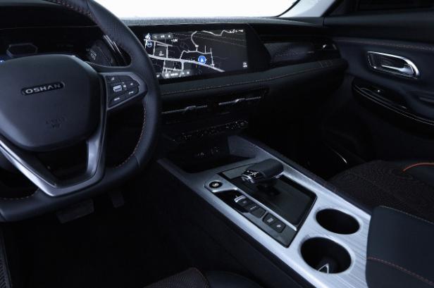 唯利是图乐欣欣，生肖谜语的科技解码、逻辑验证与虚假标榜的防范策略