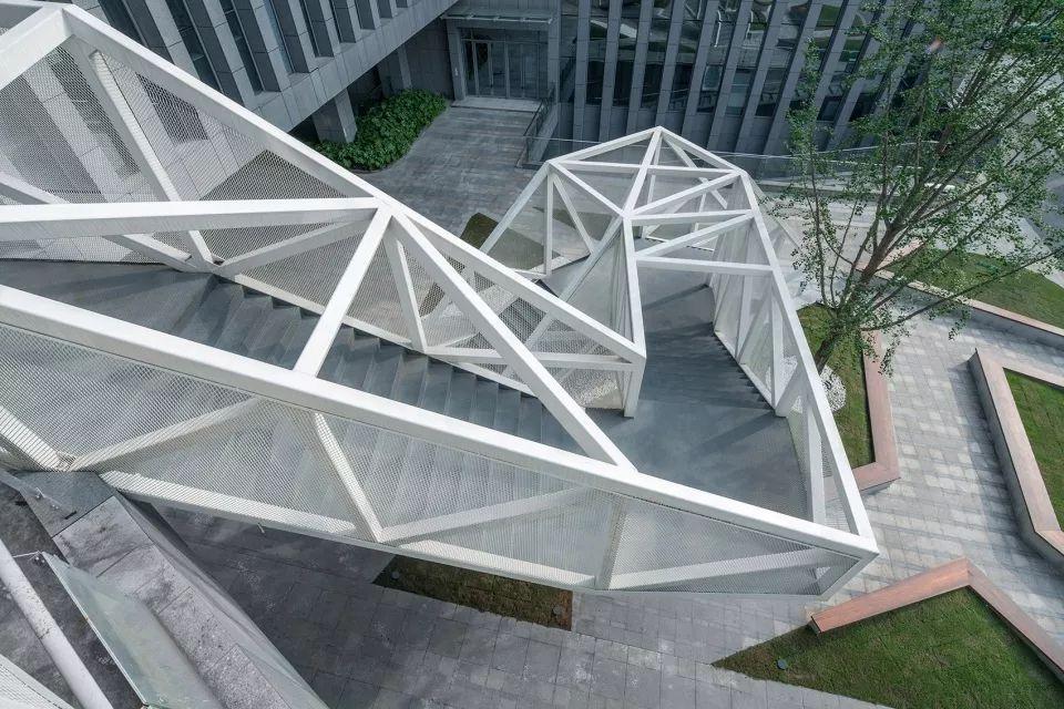 今夜月明人尽望,诗意与现实的交织—从条理释义到生活落实的深度解析 今夜月明人尽望,诗意与现实的交织—从条理释义到生活落实的深度解析