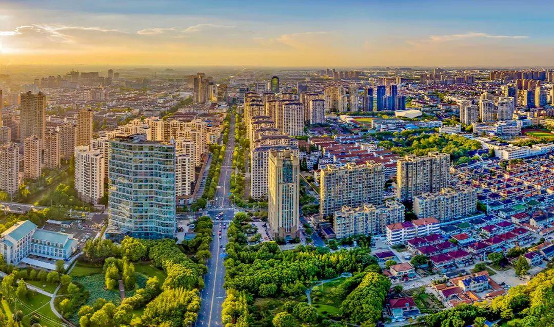 刘备深山行，从历史抉择到现代镜鉴—品质解码、专家视角与现实落位