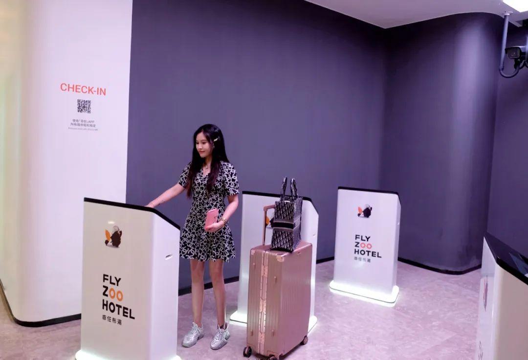 但展手天地平量生肖解谜，精准释义、专家解读与理性落实指南