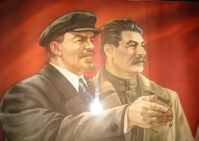 生肖谜局破局指南,从鼠狗蛇出特到浅缥松溪图,专家解析助你远离欺骗迷雾 生肖谜局破局指南,从鼠狗蛇出特到浅缥松溪图,专家解析助你远离欺骗迷雾