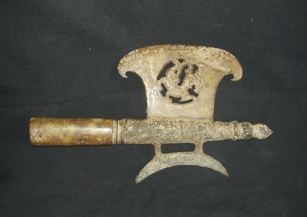 斧钺之诛指向何生肖？专家解析揭伪宣传陷阱，教你远离欺骗迷雾